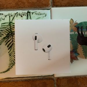 APPLE AIRPODS 3rd generation BRAND NEW